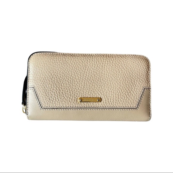 Burberry Handbags - Burberry wallet